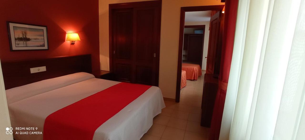 Hotel Siroco ปอร์โตโนโว ภายนอก รูปภาพ