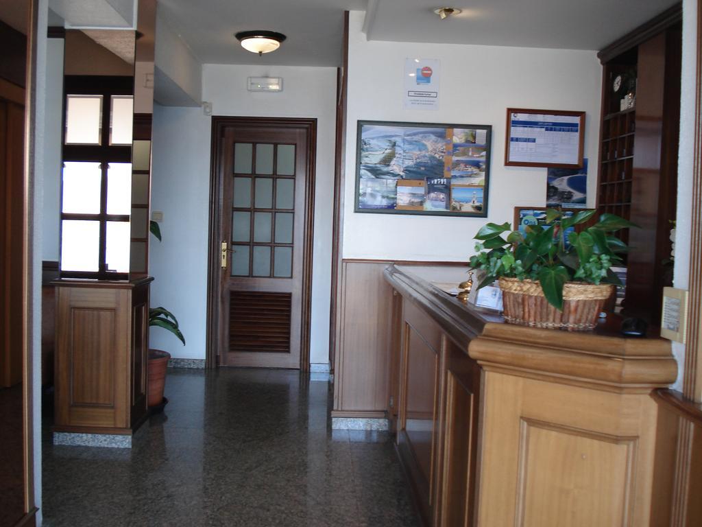 Hotel Siroco ปอร์โตโนโว ภายนอก รูปภาพ
